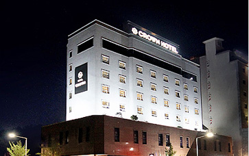 Crown Hotel